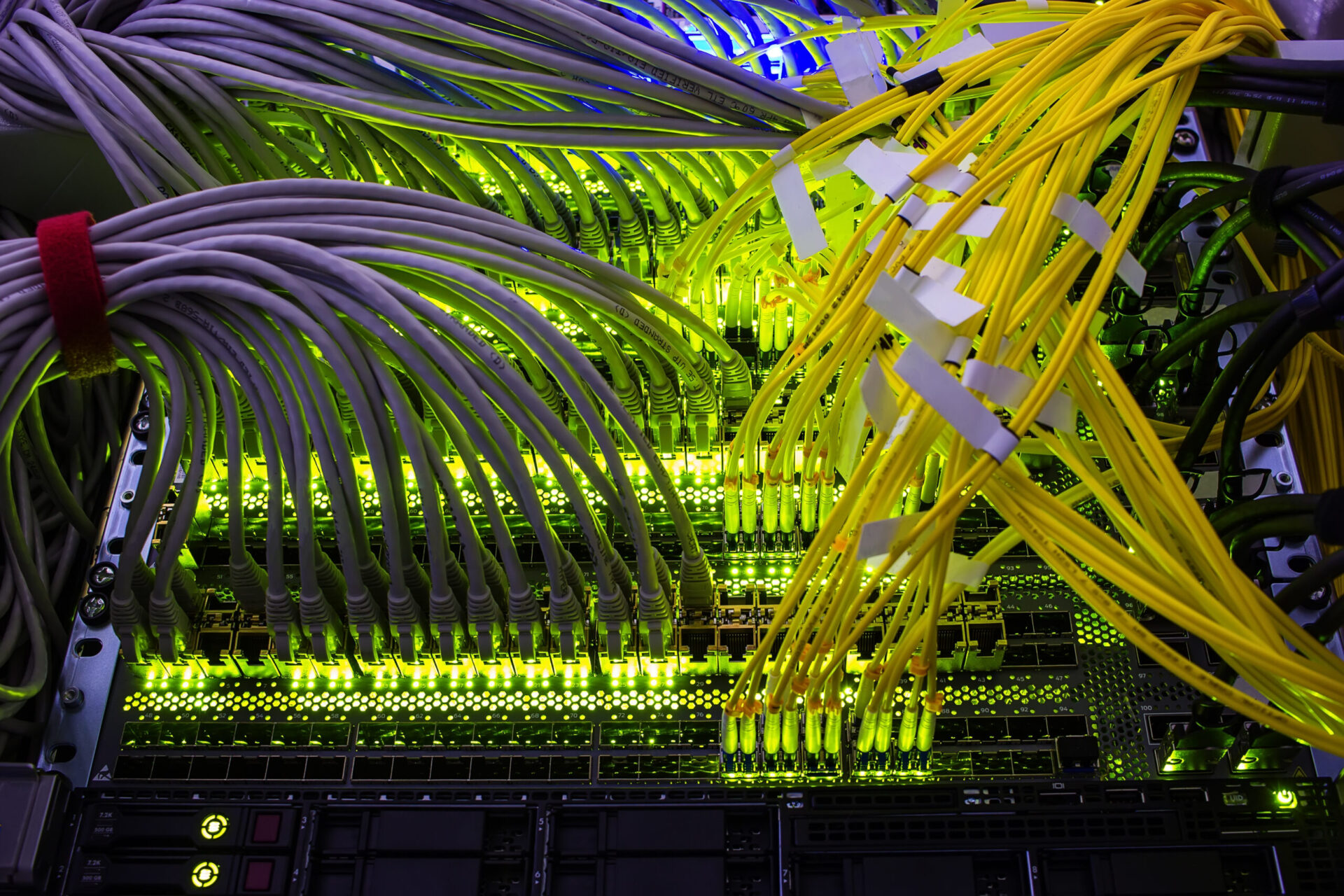 Network panel, switch and cable in data center